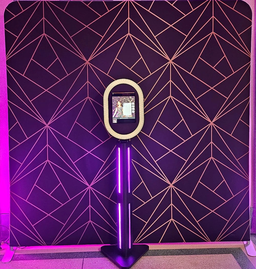 Halo Photo Booth hire in Scotland